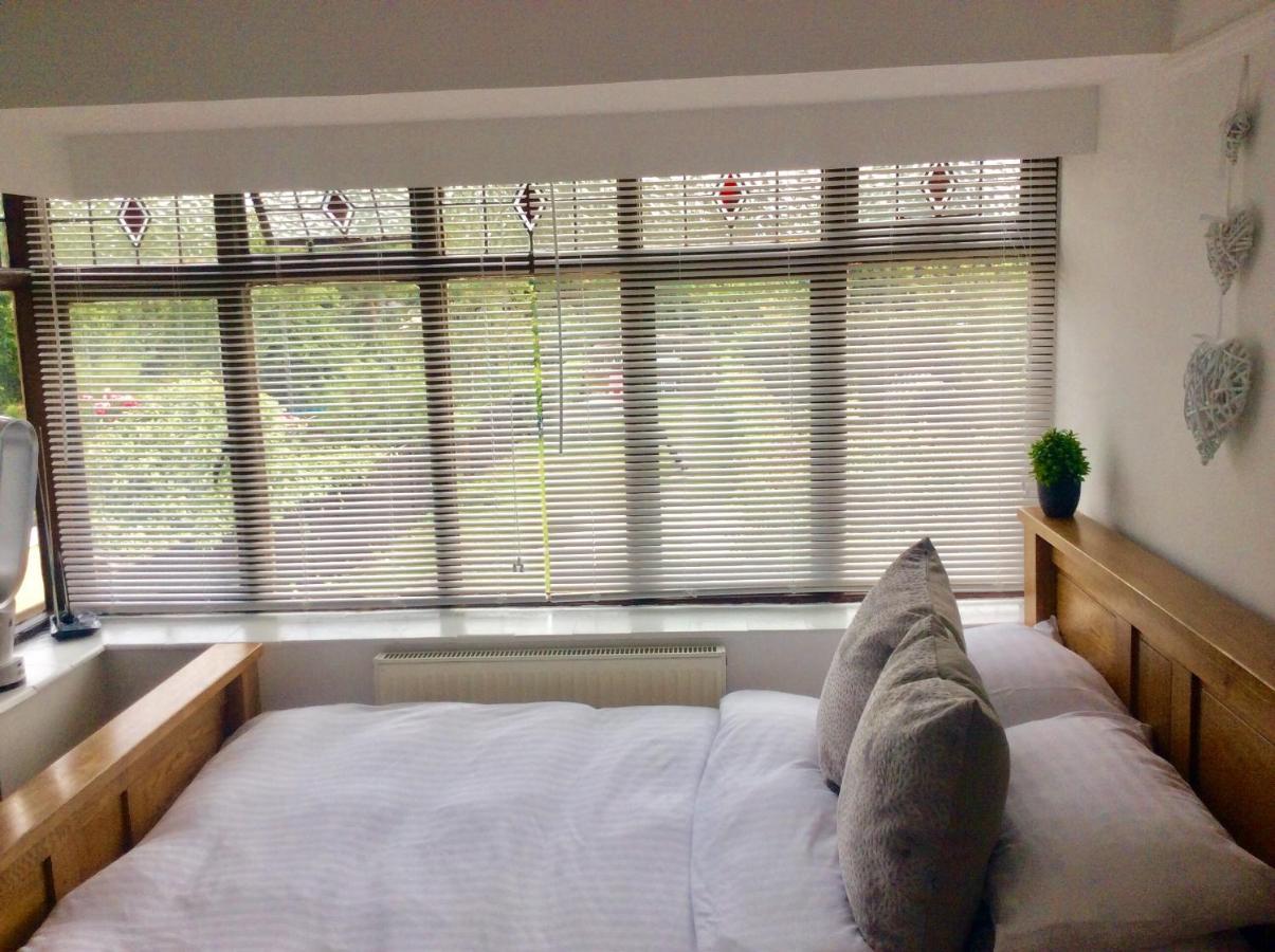 ディドコット Gateway House Bed & Breakfast エクステリア 写真